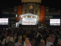 Universitas Negeri Gorontalo Bersholawat Bersama Ribuan Mahasiswa