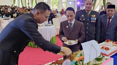 Hadiri HUT Bhayangkara Ke-78, Bupati Gorontalo Apresiasi Peran Polri dalam Menjaga Ketertiban dan Keamanan