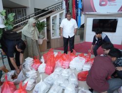 Crisis Center Universitas Negeri Gorontalo Bagikan 1000 Paket Makanan Untuk Korban Banjir