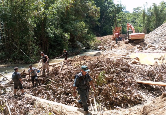 Operasi Gabungan Tangkap Penambang Emas Ilegal