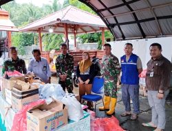 KPU Bone Bolango Salurkan Bantuan untuk Korban Longsor Suwawa Timur