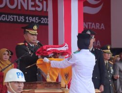 Kapolda Gorontalo Pimpin Langsung Penurunan Bendera Merah Putih