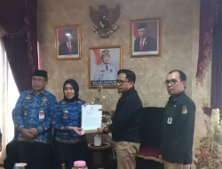 KPU Gorontalo Utara Serahkan Dokumen Calon DPRD Terpilih Periode 2024-2029 ke Pemda