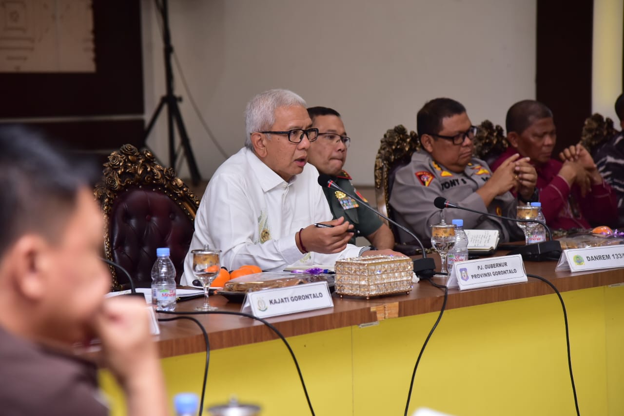 Rapat Bahas Isu-Isu Aktual di Gorontalo