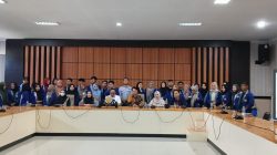 Mahasiswa UNBITA Gorontalo Kunjungi DPRD Kota