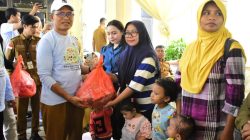 Tekan Angka Stunting, Pemkot Gorontalo Serahkan Bantuan Pangan Bagi 150 Anak Kurang Gizi