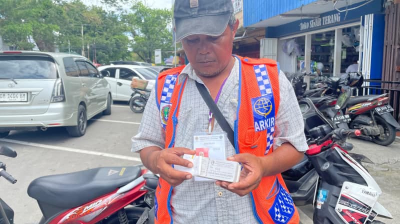 Warga Boleh Tolak Bayar Parkir Bila Tak Dapat Karcis