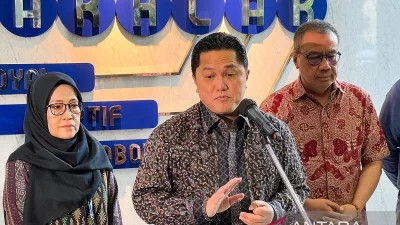 Menteri BUMN Angkat Suara Terkait Keberlanjutan Penurunan Harga Tiket Pesawat