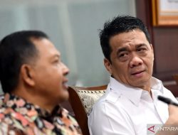 Wakil Menteri Desa PDT Dorong Kampus dan Media Massa Punya Desa Binaan