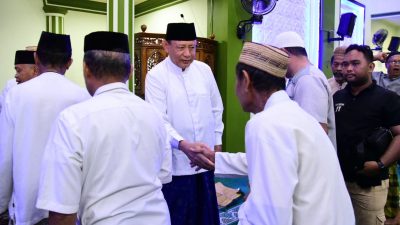 Salat Subuh Berjemaah, Gubernur Gusnar Ismail Sampaikan Pesan Ramadan