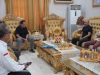 Bulog Diminta Jemput Bola: Gubernur Gusnar Perjuangkan Nasib Petani