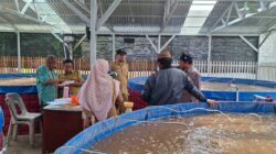 Dorong Budidaya Ikan Air Tawar DKP Gorontalo Tinjau Teknologi Bioflok dan Jaring Tancap