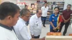 Walikota Tinjau Gerai Ritel, Pastikan Produk UMKM Lokal Gorontalo Tersedia