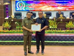 Pemkot Gorontalo Serahkan Dokumen RPJMD dan Perubahan APBD 2025 ke DPRD
