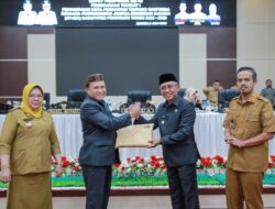 Serahkan Ranperda RPJMD, Wabup Iwan : Dukungan Semua Pihak Sangat Diperlukan