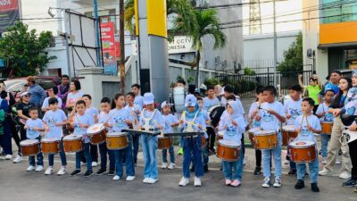 Marching Band SDN 41 Hulonthalangi Warnai Air Fun Run 2025, Tampil Perdana di Rute Maraton