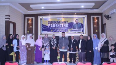 Al-Izzah Satukan Presepsi Orang Tua Terkait Pendidikan Melalui Kegiatan Smart Parenting