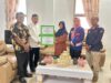 Ahli Waris Korban Banjir Tuweya Terima Santunan Dari Pemkab Pohuwato