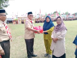 Bupati Gorut Serahkan Bantuan Sembako dari Kementerian Agama kepada Kaum Duafa