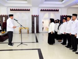 Gubernur Gusnar Lantik Tim Pembina Posyandu Provinsi Gorontalo