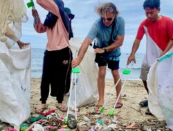 Frank, Turis Selandia Baru Danai Pembersihan Pantai untuk Selamatkan Hiu Paus di Gorontalo