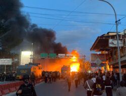 Demo Mahasiswa Gorontalo Ricuh