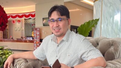 Di Balik Kegagapan Hariman Ibrahim: Ketika Ketulusan Lebih Fasih dari Kata