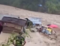 Diterjang Banjir Bandang, Puluhan Tenda Penambang Emas di Alamotu Pohuwato Hanyut