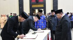 Wali Kota Gorontalo Lantik 18 Pejabat Pimpinan Tinggi Pratama, Tegaskan Komitmen Integritas