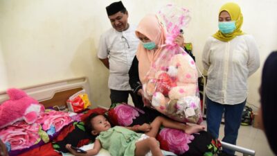 Cetak Sejarah, RSUD Toto Kabila Berhasil Laksanakan Operasi Bedah Anus Perdana