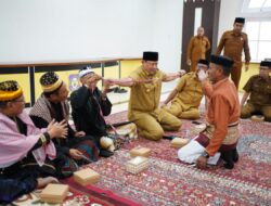Lewat Prosesi Adat Momayango, Peletakan Batu Pertama Islamic Center Ditentukan