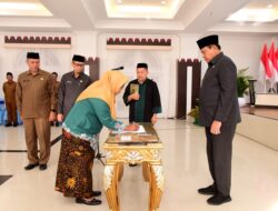 Gusnar Ismail Resmi Melantik 39 Pejabat Fungsional Melalui Jalur Penyesuaian dan Promosi