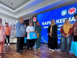 Dekranasda Gorontalo Salurkan Bantuan Mesin dan Bahan bagi UMKM