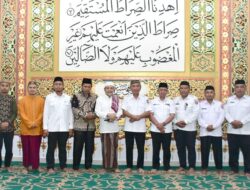 Bupati Saipul Tetapkan Kisman Mooduto Sebagai Ketua Lembaga Adat Pohuwato