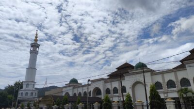 Polemik Gaji Cleaning Service dan Fasilitas Rusak Masjid Agung Baiturrahim, BTM Harus Bertanggung Jawab
