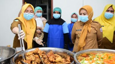Wagub Idah Syahidah Pastikan Kesiapan Dapur Gizi dan Distribusi Makanan Gratis di Bone Bolango