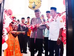 Bupati Saipul Resmikan Kantor Desa Omayuwa