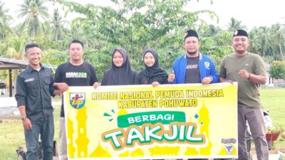 YR Tim Support KNPI Pohuwato Berbagi di Bulan Ramadan