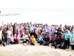 Tak Hanya Menyapu, Wali Kota Gorontalo Ajak Pasukan Kebersihan Rekreasi Bersama Keluarga