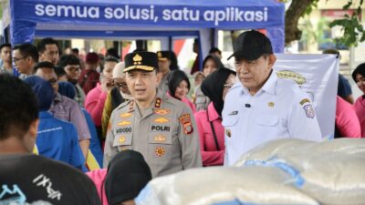 Gubernur Gusnar Ismail Tegaskan Pemerintah Terus Pantau Harga Bahan Pokok Jelang Lebaran