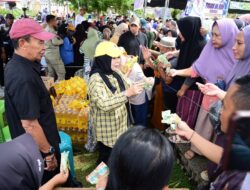 Ribuan Warga Boalemo Serbu Pasar Murah Bersubsidi Pemprov Gorontalo