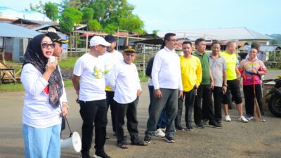 Mopoberesi Kambungu di Pasar Ombulodata, Wabup Nurjanah Libatkan ASN dan Warga