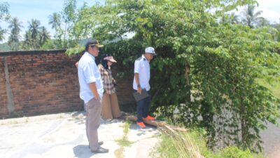 Abrasi Sungai Poso Ancam Rumah Warga, Ridwan Monoarfa Turun Tinjau Lokasi