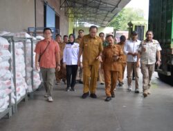 Gubernur Gusnar Pastikan Stok Sembako Gorontalo Aman dan Harga Stabil Hingga Lebaran