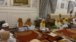 Malam ke-21 Ramadan, Ketua DPRD Kota Gorontalo Gelar Khatam Al-Qur’an Bersama Warga