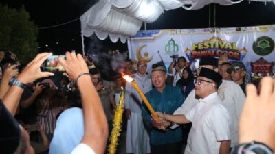 Buka Pawai Obor, Indra Gobel: Kota Gorontalo Kini Sudah ‘Bae’, Bukan Lagi ‘Bekeng Bae’