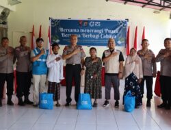 Ringankan Beban Warga, Kolaborasi YBM PLN dan Brimob Gorontalo Tebar Kebaikan