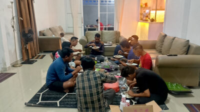 Hendra Nurdin Gelar Bukber Bersama Jurnalis Gorontalo Utara, Sederhana namun Penuh Makna