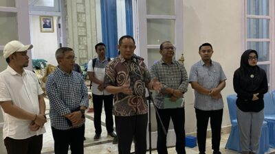 Pinjol Ilegal Mewabah, Gusnar Ismail Imbau Warga Lebih Selektif