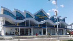 Geger! Temuan Emas 1Kg Lewat Kaleng Biskuit di Bandara  Djalaluddin Gorontalo, terduga Pelaku perseorangan